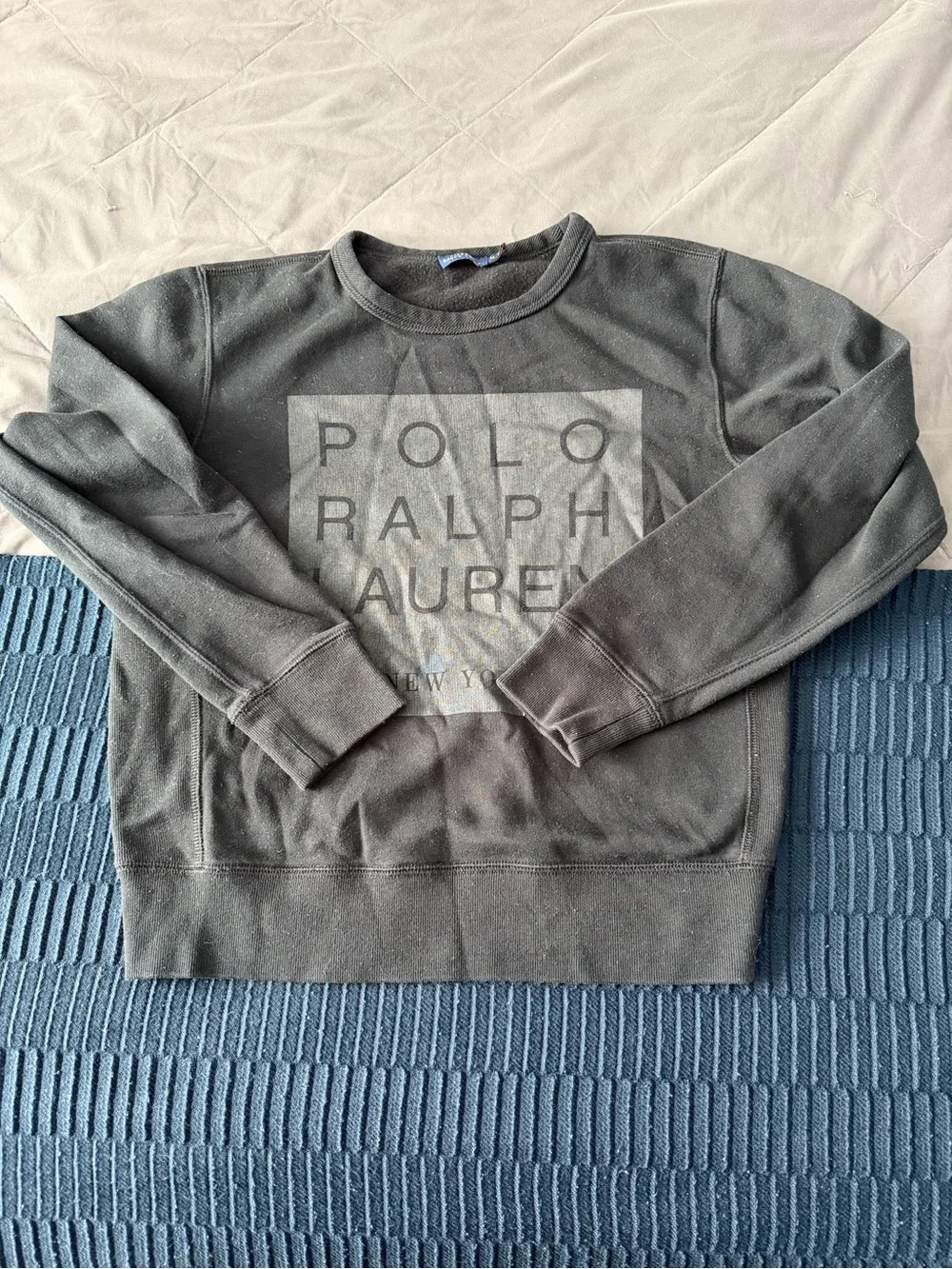 Black Polo Ralph Lauren crewneck sweatshirt with logo, size M